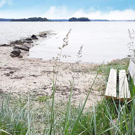 7 Person In Krus Kruså