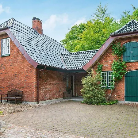Tatil Evi 7 Person In Krus *