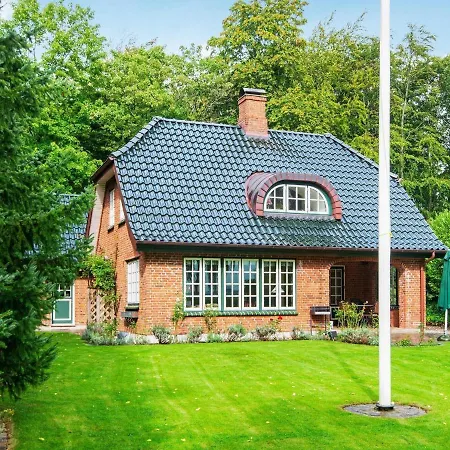 Tatil Evi 7 Person In Krus *